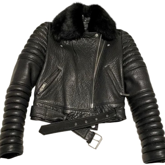 The Arrivals Jackets & Blazers - THE ARRIVALS Rainier Pebbled
Lamb Leather Jacket w/ Removable Fur Collar, XS